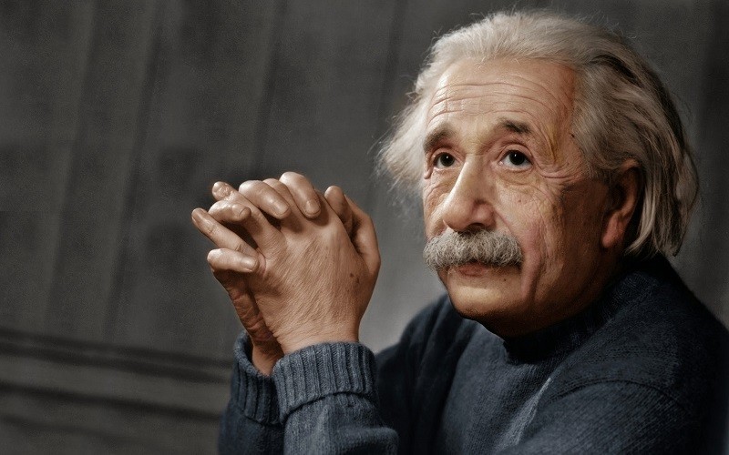 Эйнштейн как математик